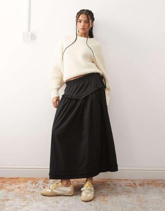 Reclaimed Vintage Gonna midi nera ampia con volant in vita e sul fondo-Multicolore