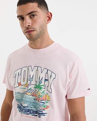 Tommy Jeans Arch Sailing Graphic T-Shirt