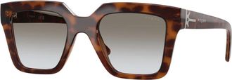 Vogue Eyewear Vo 5690S Zonnebril - Dames - Zonnebrillen - Bruin - 49 MM - Nylon - Accessoires