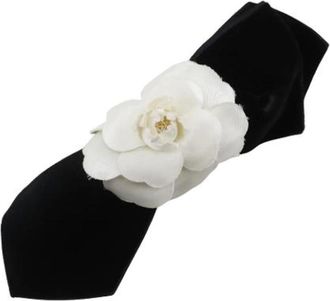 Chanel Pre-owned Accessories, female, Black, Size: ONE SIZE Pre-owned Camellia Ribbon Velour Barrette