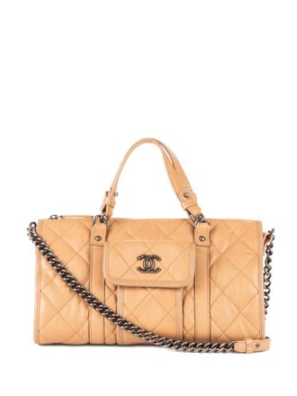 Chanel quilted chain bag - women - Calf Leather - One Size - Neutrals