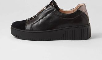 Django & Juliette Womens Kangie Leather Sneakers In Black-Black