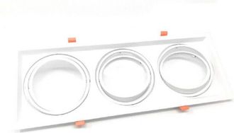Trade Shop Trade Shop Traesio - Trade Shop - Portafaretti Incasso Triplo Per Faretto Ar111 Rettangolare Orientabile P-ar111-3 - Blanco