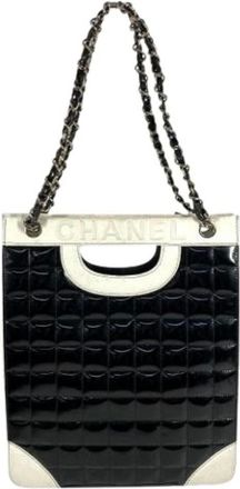 Chanel Pre-owned Tote Bags, female, Black, Size: ONE SIZE Pre-owned Chocolate Bar Shoulder Tote