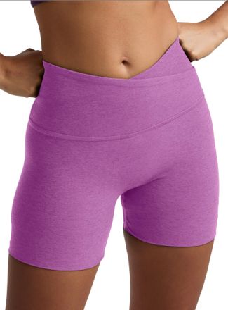 Beyond Yoga Spacedye At Your Leisure Bike Short 5 In Fun Fuschia Heather