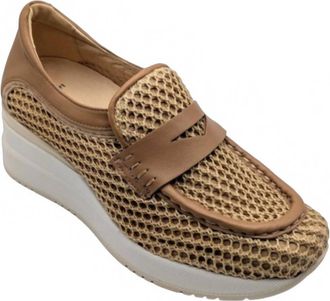 Softwaves Womens Gisa Platform Loafer In Beige