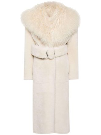 Jacquemus shearling fur maxi coat - women - Lamb Skin/Lamb Fur - 34 - White