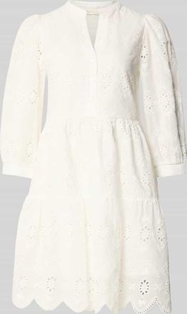 Apricot Knielanges Kleid mit Lochstickerei in Offwhite, Gr&ouml;&szlig;e XXL