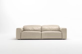 Egoitaliano 2,5-Sitzer »Beverly, Designsofa mit erstklassigem Sitzkomfort und tollen Details« Breite 242 cm, verstellbare Kopfteile