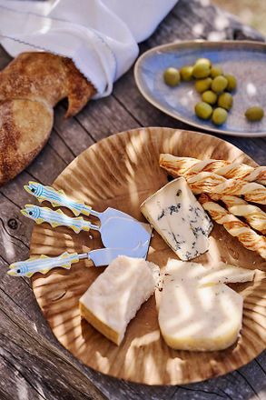 Terrain Fish Handle Cheese Knives, Set of 3