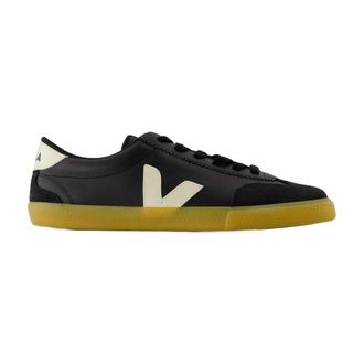 Veja Volley Leather Trainers