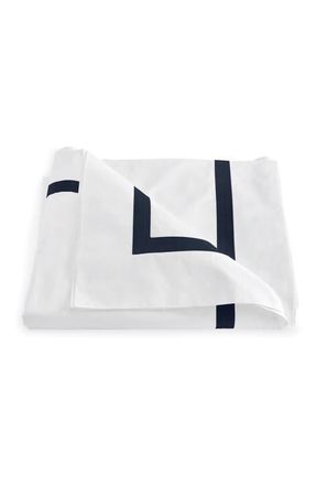 Matouk Lowell Duvet Cover in Navy at Nordstrom, Size King