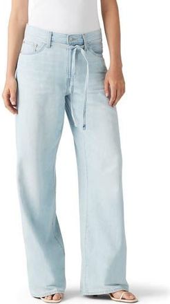 Levi's XL Straight Leg Jeans in Luxury Trip at Nordstrom Rack, Size 25 X 31