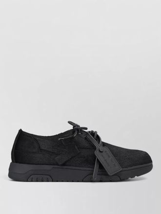 Off-white lace up low top leather sneakers