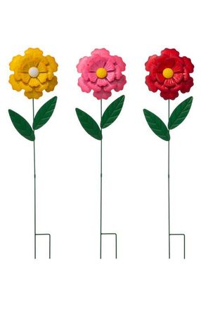 Glitzhome 39.5H Set of 3 Metal Dimensional Flowers Yardstake in Red at Nordstrom, Size Medium