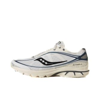Saucony Mens Kinvara 1 Sneakers In White/ Off White