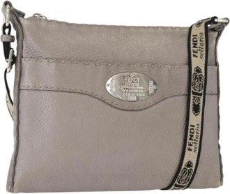Fendi Pre-owned Cross Body Bags, female, Gray, Size: ONE SIZE Pre-owned Vintage Cross Body Bag