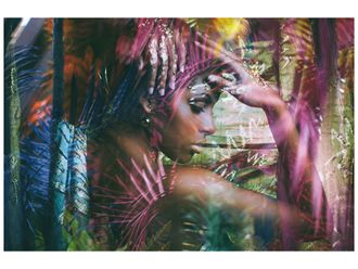 Schubiger M&ouml;bel Digitaldruck auf Glas Interessante Dame