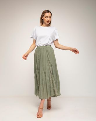 Tantra Uitlopende rok met kantdetails, voering en een elastische taille