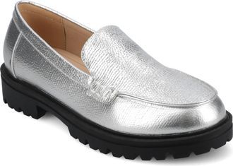 Journee Collection Women & apos;s Erika Medium and Wide Width Loafer