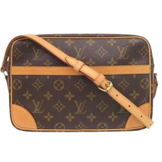 Louis Vuitton Pre-owned Cross Body Bags, female, Brown, Size: ONE SIZE Pre-owned Monogram Canvas Shoulder Bag