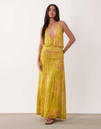 Asos vestito maxi in mesh con stampa floreale astratta gialla, scollo profondo e dettaglio arricciato-Multicolore