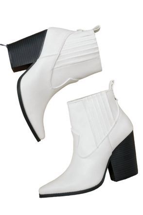 Qupid Womens Easy As That Ankle Boots In White