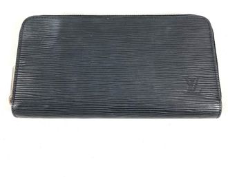 Louis Vuitton Black Noir Epi Leather Long Wallet (Bi-Fold) (Pre-Owned)
