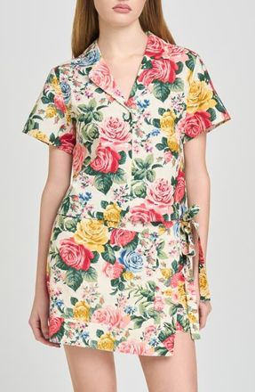 Wayf Amelia Short Sleeve Linen Blend Top in Ivory Roses at Nordstrom, Size X-Small