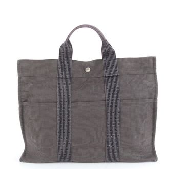 Herm&egrave;s Gray Togo Leather Tote Bag (Pre-Owned)