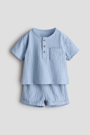 H&M 2-piece Top And Shorts Set in Light Blue at Nordstrom, Size 18M