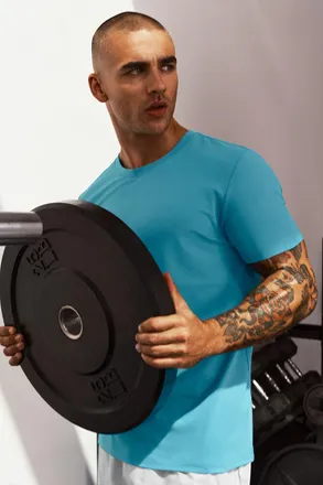 Alo | Conquer Reform Crewneck Short Sleeve Top in Blue Breeze, Size: Medium