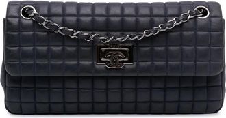 Chanel Borsa a spalla Chocolate Bar in pelle di vitello con finitura iridescente Bubble e battente 2014-2015 - Blu