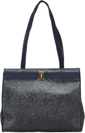 Ferragamo Pre-owned Shoulder Bags, female, Black, Size: ONE SIZE Pre-owned Leather shoulder-bags