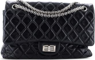 Chanel Reissue 2.55 Flap Bag Quilted Aged Calfskin 227 shoulder bag - Zwart