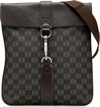 Loewe Pre-owned Cross Body Bags, female, Brown, Size: ONE SIZE Pre-owned Crossbody Bag