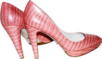 Sergio Rossi heather coloured crocodile print pumps Size 37