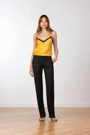 Avenue Montaigne Castel Pants In Black