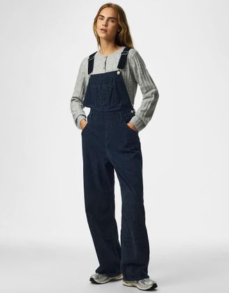 Pieces Aia salopette in tessuto a coste vestibilit&agrave; comoda con fibbia, blu navy