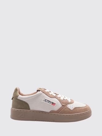 Autry Medalist Low Trainers in Smooth Calfskin with Perforated Toe