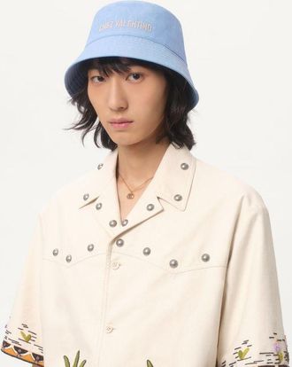 Valentino Garavani Bucket Hat Chez Valentino In Denim Con Ricamo Uomo AZZURRO 57