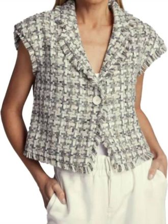 Sundays Miller Vest In Spice Boucle