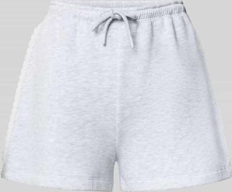 Review Regular Fit Sweatshorts mit Spitzenbesatz in Hellgrau Melange, Gr&ouml;&szlig;e XL