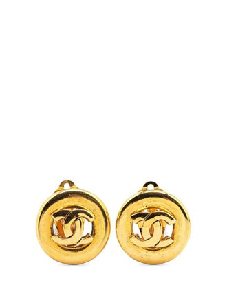 Chanel Orecchini tondi a clip CC placcati in oro 1950-1970