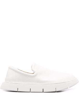 Mars&egrave;ll Intagliata slip-on leather shoes - White