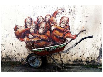 Schubiger M&ouml;bel Digitaldruck auf Glas Street Art mit Orang-Utans