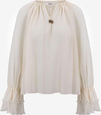 Chlo&eacute; Seidengeorgette-Bluse mit R&uuml;schenmanschetten und Spitze
