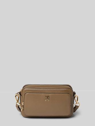 Tommy Hilfiger Umh&auml;ngetasche mit abnehmbarem Schulterriemen in Taupe, Gr&ouml;&szlig;e 1