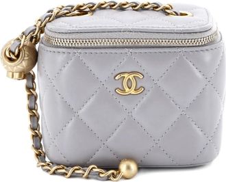 Chanel Pearl Crush Vanity Case with Chain Quilted Lambskin Mini clutch bag - Grijs