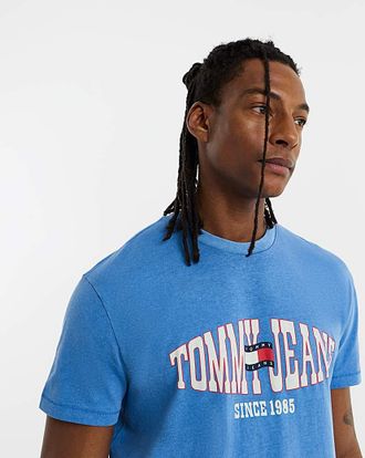 Tommy Jeans Waving Flag T-Shirt